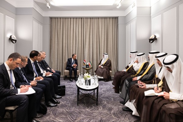   جانب من لقاء وزير الخارجية الشيخ جراح الجابر مع نظيره المصري د.بدر عبد العاطي 