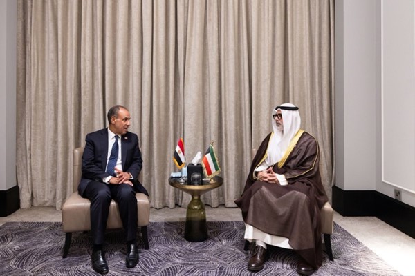  وزير الخارجية الشيخ جراح الجابر ونظيره المصري د. بدر عبد العاطي 