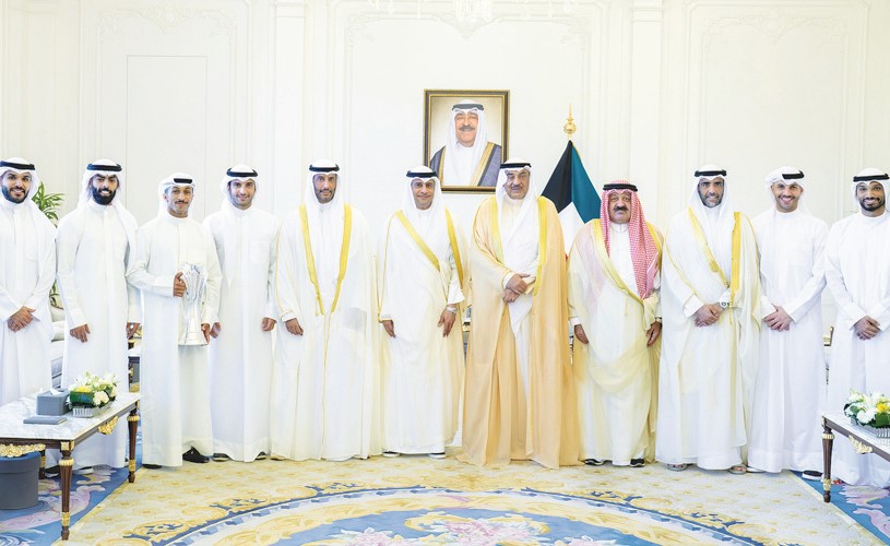 ولي العهد مواصلة العطاء لرفع راية الوطن في المحافل الإقليمية والدولية