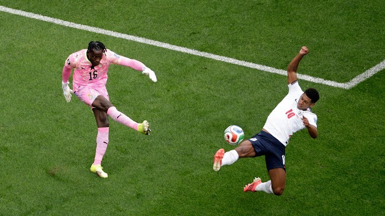 كأس العالم غانا تخضع إنجلترا للتعادل
