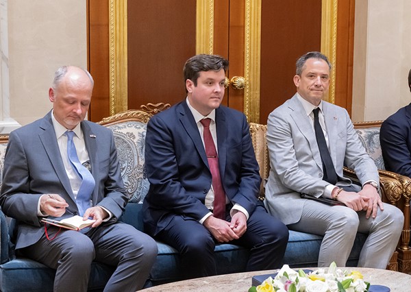 الأمير بحث مع وزير الخارجية الأميركي مستجدات الأوضاع في منطقة الشرق الأوسط وجميع المساعي والجهود لتعزيز الأمن والاستقرار