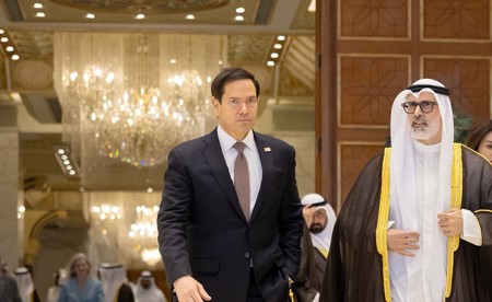 وزير الخارجية التقى نظيره الأميركي: المضي قدماً في تطوير العلاقات الثنائية وتوسيع مجالات التعاون