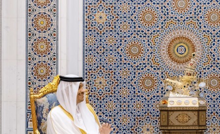 سلطان عُمان يبحث مع رئيس الوزراء القطري مسار المفاوضات الأميركية ـ الإيرانية