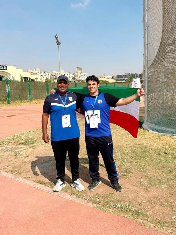  اللاعب رضا بوحمد الفائز بذهبية المطرقة تحت 16 سنة
