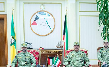 وكيل «الحرس» يبحث مع الملحق الأمني بالسفارة الفرنسية موضوعات مشتركة