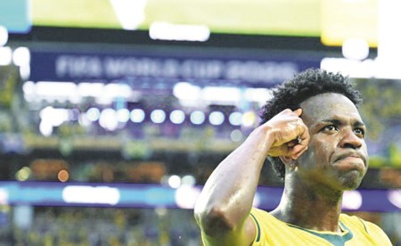 المغرب والبرازيل وجنوب أفريقيا والبوسنة إلى الدور الثاني
