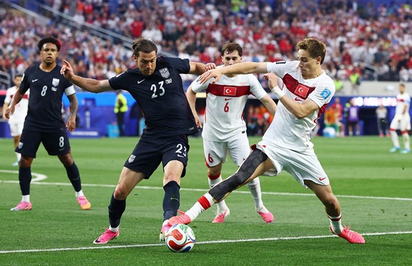 كأس العالم.. أستراليا تتعادل مع باراغواي وترافق أميركا إلى الدور 32