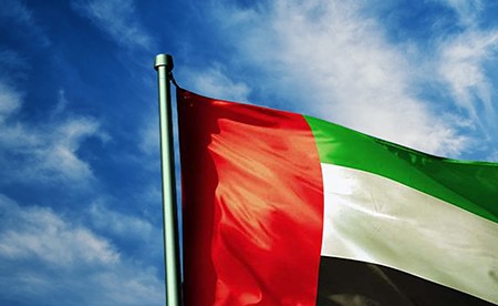 الإمارات: الهجمات الإيرانية العدوانية انتهاك صارخ لسيادة الكويت والبحرين وتهديد لأمنهما واستقرارهما