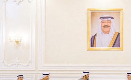 وزير التجارة يبحث مع وزير الصناعة والتكنولوجيا الإماراتي تعزيز التعاون المشترك