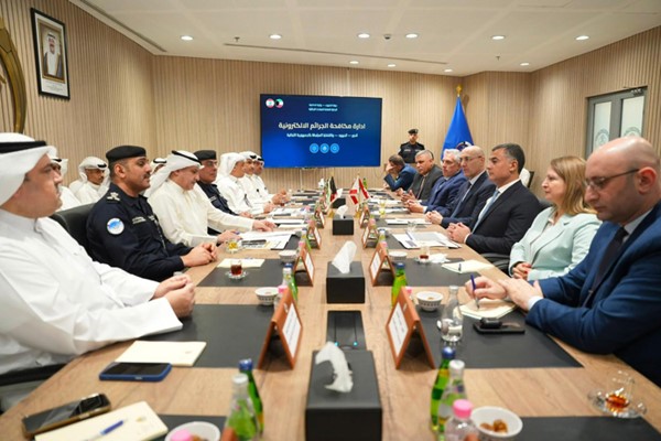 الحجار زار «الجنسية» وقطاع الأمن الجنائي: جهود كبيرة لتطوير منظومة العمل وتقديم خدمات متطورة