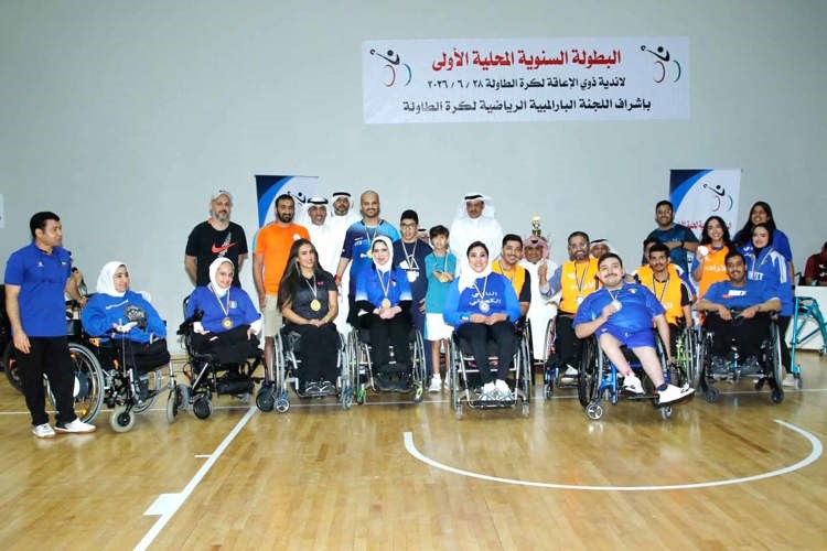 دعيج الهاجري وفلحان العتيبي وشافي الهاجري يتوسطون المشاركين في البطولة الأولى لكرة الطاولة للمعاقين