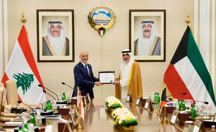 النائب الأول والحجار بحثا سبل تعزيز التعاون والتنسيق الأمني المشترك بين البلدين