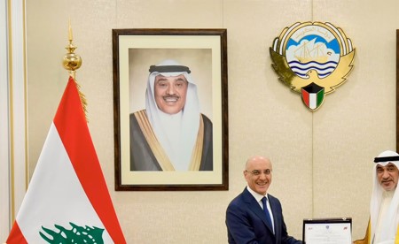 النائب الأول والحجار بحثا سبل تعزيز التعاون والتنسيق الأمني المشترك بين البلدين