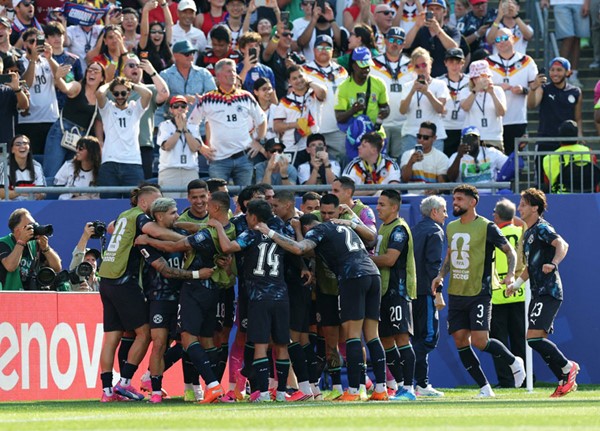 بركلات الترجيح ..ألمانيا تودع المونديال على يد باراغواي