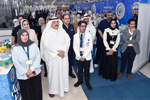 وزير الصحة يفتتح اليوم التوعوي في مستشفى مبارك: الوقاية خير من قنطار علاج