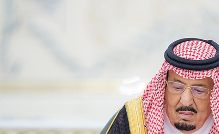 مجلس الوزراء السعودي يدين بأشد العبارات استمرار الاعتداءات الإيرانية الآثمة على الكويت والبحرين والملاحة في مضيق هرمز
