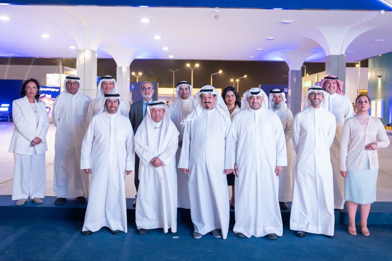 رئيس الوزراء: القطاع النفطي يواصل التطور والنمو بخطى ثابتة لتحقيق الأهداف الإستراتيجية رغم الظروف الإقليمية الراهنة