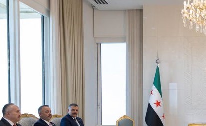 الشرع يبحث مع وزير الخارجية التركي تعزيز التعاون والتنسيق الأمني