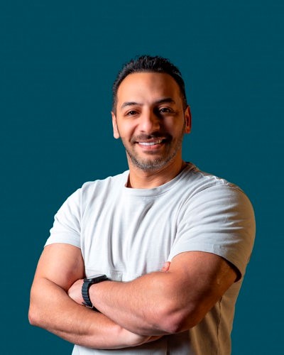 الفنان نواف الفضلي