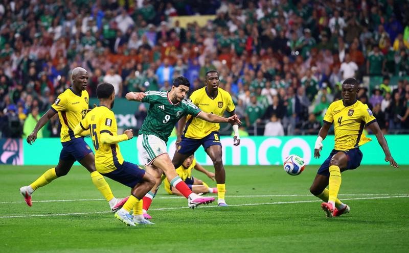 كأس العالم.. المكسيك تواصل مشوارها وتحجز مقعدها في دور الـ 16