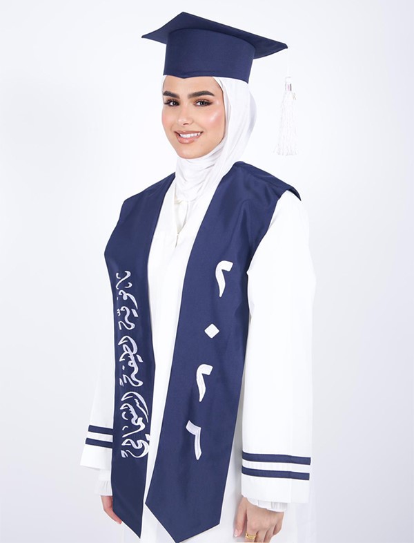 الطالبة موضي الدوسري
