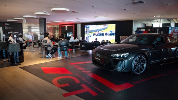 «أودي الكويت» تستضيف أول فعالية «Audi F1 Lounge»