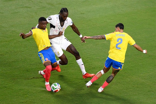 كأس العالم.. كولومبيا تضرب موعدا مع سويسرا في دور الـ 16