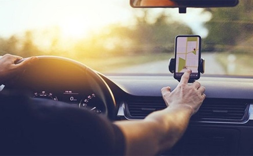 7 شروط لمزاولة المواطن نشاط نقل الركاب عبر التطبيقات الإلكترونية