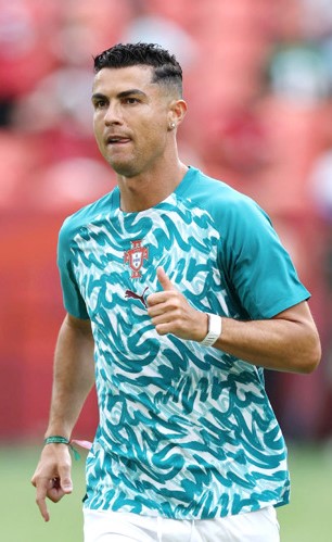 إسبانيا Vs البرتغال قمة منتظرة في صراع الأجيال