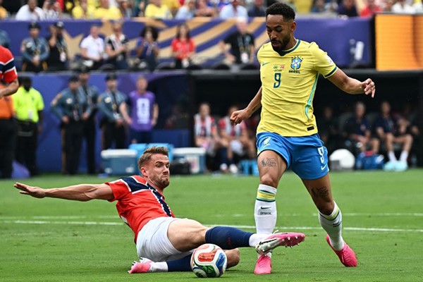 النرويج تجتاز البرازيل إلى ربع نهائي كأس العالم