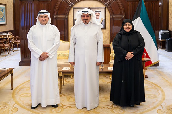 رئيس الوزراء يستقبل وزير العدل ووكيلة الوزارة بمناسبة تعيينها بمنصبها الجديد