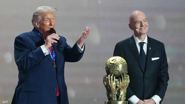 مونديال 2026: ترامب يؤكد أنه طلب من رئيس فيفا مراجعة البطاقة الحمراء لبالوغون