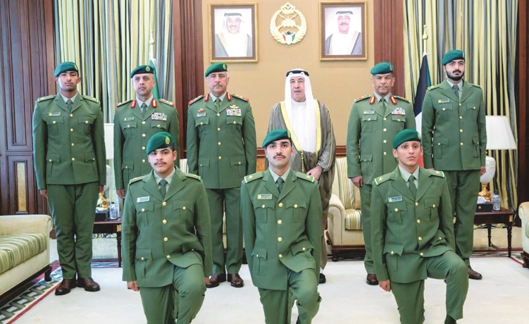 رئيس الحرس الوطني بذل الجهود بكل إخلاص وتفان لخدمة الوطن والدفاع عنه وصون أمنه