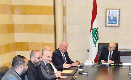 عون: لانقبل أن يفاوض أحد عن لبنان ويجب أن نبدأ تنفيذ «صيغة الإطار»
