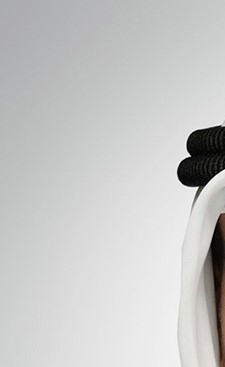 وزير الدفاع يعزي نظيره القطري بوفاة الأمير الوالد الشيخ حمد بن خليفة آل ثاني