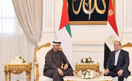 الرئيسان المصري والإماراتي تبادلا وجهات النظر بشأن تطورات القضايا الإقليمية والدولية