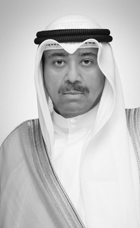 وزير الدفاع يعزي نظيره القطري