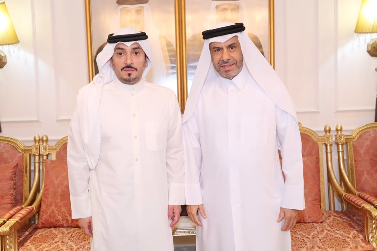 مساعد وزير الخارجية لشؤون المراسم عبد المحسن الزيد معزيا