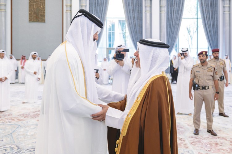 صاحب السمو الشيخ تميم بن حمد آل ثاني أمير دولة قطر يتلقى التعازي من صاحب السمو الملكي الأمير سلمان بن حمد آل خليفة ولي العهد رئيس مجلس الوزراء البحريني