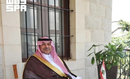سفير خادم الحرمين لدى بيروت والبطريرك الماروني بحثا سبل تعزيز الاستقرار في لبنان
