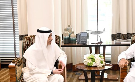 النائب الأول بحث مع وزير الداخلية البحريني التعاون الأمني المشترك