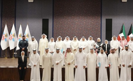 «الجمارك» وغرفة التجارة ووكلاء السيارات يبحثون تطوير الإجراءات وتعزيز بيئة الأعمال