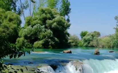 مشاهدة المناظر الطبيعية تحسّن المزاج وتخفّف التوتر.. ولو كانت عبر الهواتف