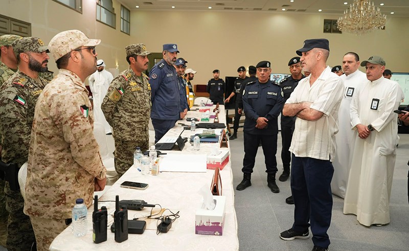 اليوسف حملة الجليب بداية مرحلة متواصلة تشمل محافظات الكويت و⁠لا تساهل مع العقارات المخالفة وجميع الإجراءات القانونية ستتخذ بحقها