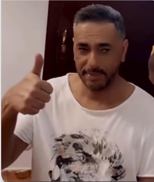 المحكمة العسكرية في لبنان ترفع منع السفر عن فضل شاكر وتسلمه جواز سفره