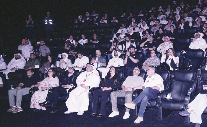 السقا وياسمين لـ الأنباء اللهجة وراء غياب الفيلم الخليجي في دور العرض المصرية