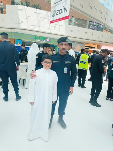 المدير العام للإدارة العامة للمرور بالإنابة العميد أحمد النمران وابنه