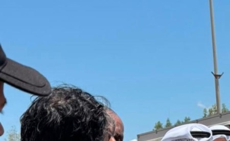 وزير الكهرباء يزور موقع الحادث في محطة القوى الكهربائية وتقطير المياه