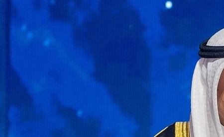 وزير العدل يحث خريجي «الحقوق» على التمسك بالنزاهة والأمانة في كل موقع يعملون فيه