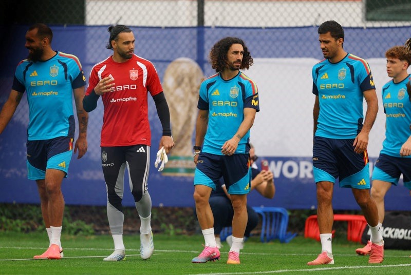 المنتخب الإسباني يلغي حصته التدريبية في نيوجيرسي بسبب الأمطار والعاصفة الرعدية